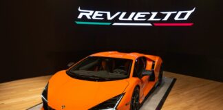 Lamborghini Revuelto, la prima supersportiva V12 ibrida