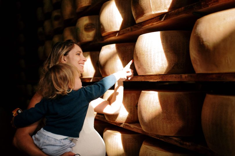 With Dairies Open to discover the secrets of Parmigiano Reggiano Italpress news agency