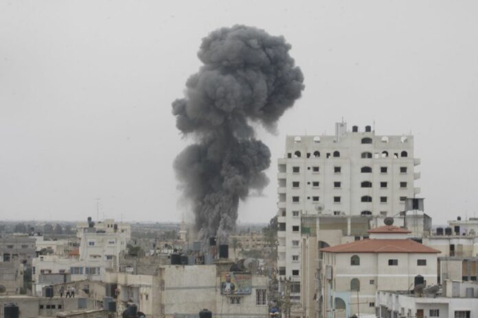 ATTACCO AEREO ISRAELIANO TRA LA STRISCIA DI GAZA E L'EGITTO