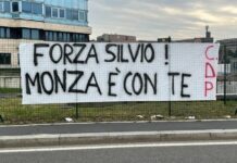 Berlusconi, al San Raffaele spunta striscione della curva del Monza