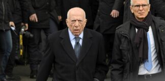 Berlusconi, Fedele Confalonieri “Sta meglio di prima”