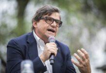 Terzo Polo, Calenda “Renzi sciolga Iv e faccia chiarezza”