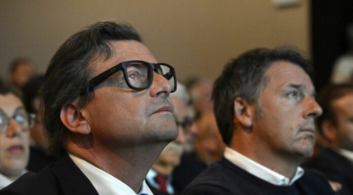 Renzi, Calenda “Come Totti e Ilary? Almeno non ci siamo rubati i Rolex”