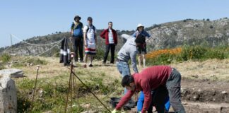 Archeologia, scoperta la strada lastricata dell’antica Segesta