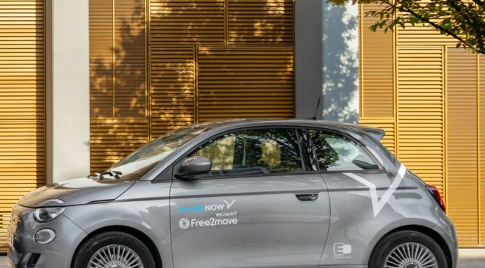 Nuova Fiat 500 nel car sharing di Free2move a Parigi