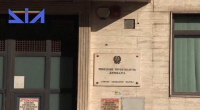 Camorra, arrestato il sindaco di Melito per voto di scambio mafioso