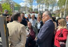 Roma, sopralluogo del sindaco Gualtieri a Prati Fiscali dopo l’allagamento di sabato