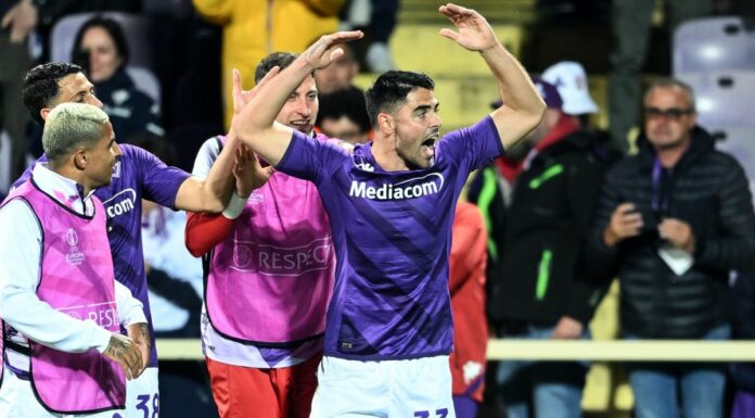 La Fiorentina perde 3-2 con il Lech Poznan ma va in semifinale