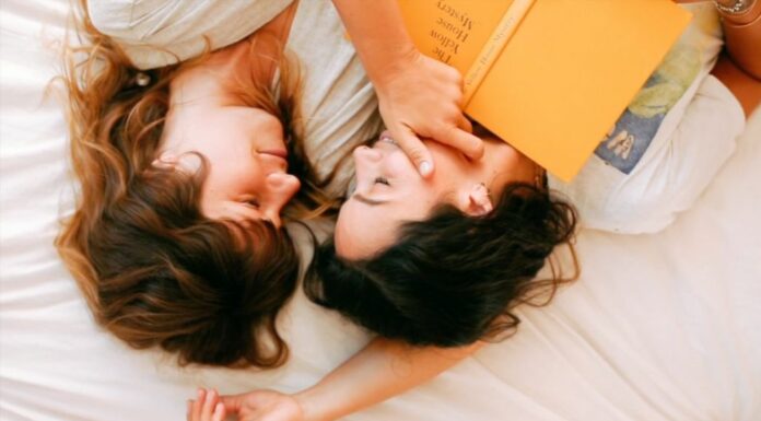 Sempre più adolescenti vivono da “gender fluid”