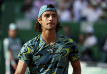 Sinner si ritira, Musetti in semifinale a Barcellona