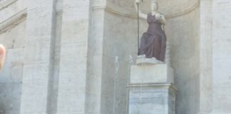 Inaugurata in Piazza del Campidoglio la fontana della Dea Roma
