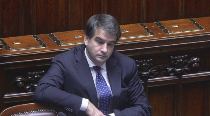 Pnrr, Fitto “Ue esclude risorse per stadio Firenze e bosco Venezia”