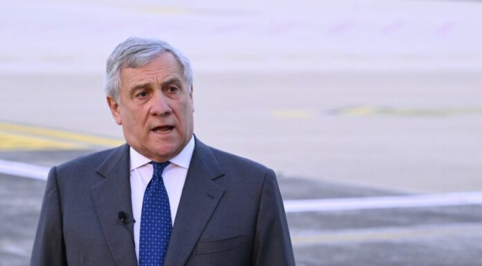 Tajani “Insegniamo ai nostri figli a difendere la libertà”