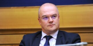 Borghi lascia il Pd e passa a Iv “Con Schlein partito massimalista”