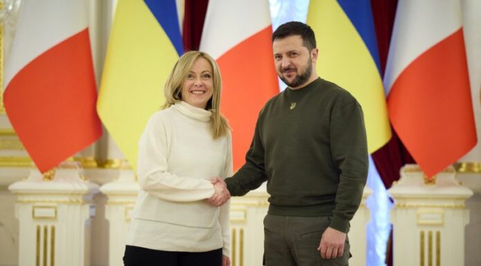 Meloni sente Zelensky “L’Italia scommette sul futuro dell’Ucraina”