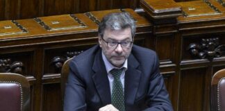 Giorgetti “L’Italia cresce, le imprese sono forti”
