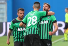 Il Sassuolo in dieci rimonta e batte 2-1 l’Empoli