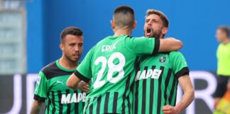 Il Sassuolo in dieci rimonta e batte 2-1 l’Empoli
