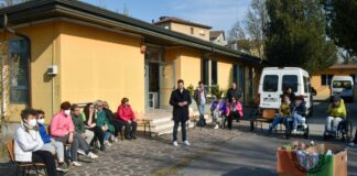 Uova di Pasqua del gruppo Curva Sud del Venezia a ospiti comunità