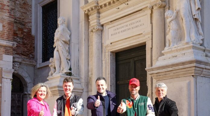 Autismo, inaugurata “Uniti nell’arte, Mostra di arte atipica”