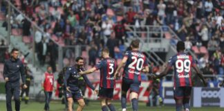 Bologna travolgente, 3-0 e sorpasso all’Udinese