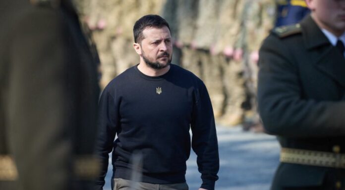 Ucraina, Zelensky “Possiamo vincere, tornerà la normalità nel Paese”
