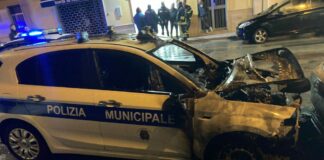 Campobello di Mazara, incendiate due auto della Polizia Municipale
