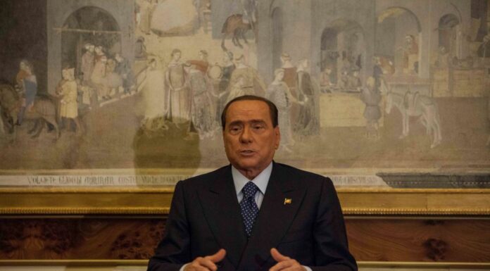 Quadro clinico di Silvio Berlusconi “stabile e confortante”