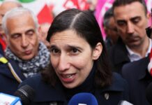 Immigrazione, Schlein “Distruggere accoglienza diffusa è inumano”