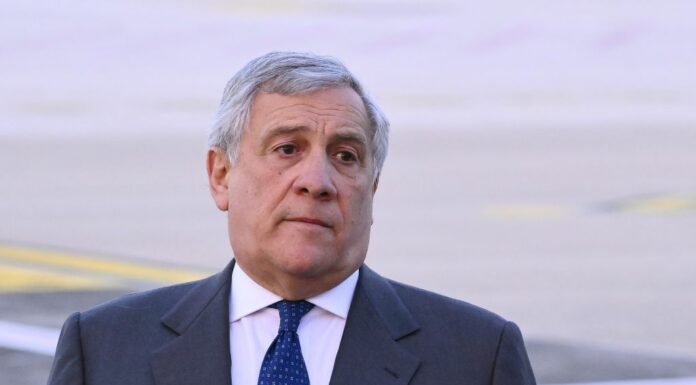 Tajani “Governo francese in imbarazzo, ma mancano le scuse”