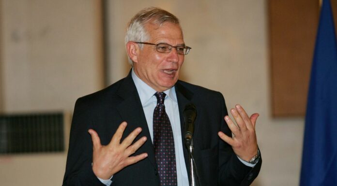 Ucraina, Borrell “Putin la smetta, non sia una nuova Bielorussia”