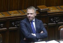 Rai, Lollobrigida “Nessuno sta costringendo Fuortes ad andarsene”