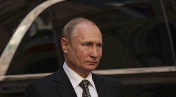 Putin “Dall’Occidente una guerra reale contro la Russia”