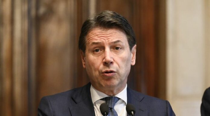Pnrr, Conte “Sconforto per voto Europarlamento, armi invece di asili”
