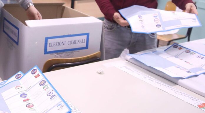 Centrodestra conquista Latina, a Brescia si conferma il centrosinistra