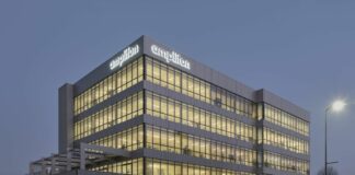 Piano City Milano, Amplifon apre sede per concerto di Lucas Debargue