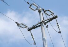 Ad aprile consumi elettrici in calo