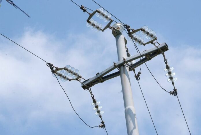 LINEA ELETTRICA, PALI ALTA TENSIONE