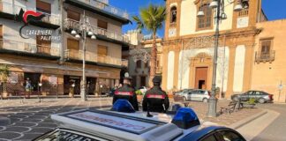 Spacio di droga ed estorsioni, 12 misure cautelari nel palermitano