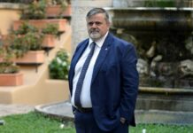Salone Libro, danneggiato stand Ugl, Capone “Atto vile contro cultura”