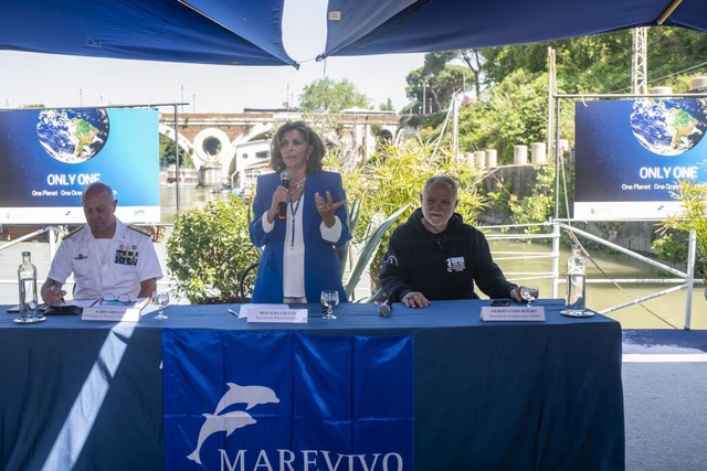 Crisi climatica, al via campagna Marevivo a bordo della nave Palinuro