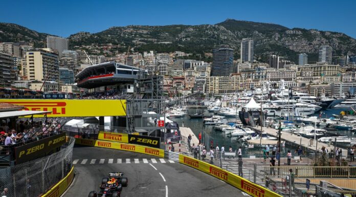 Pole di Verstappen su Alonso a Monaco, Leclerc penalizzato