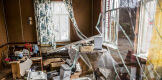 Ucraina, attacco di droni verso Kiev. In azione difesa aerea