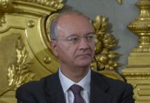 Scuola, Valditara “Minacce e disagio, serve sostegno psicologico”