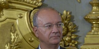 Scuola, Valditara “Minacce e disagio, serve sostegno psicologico”