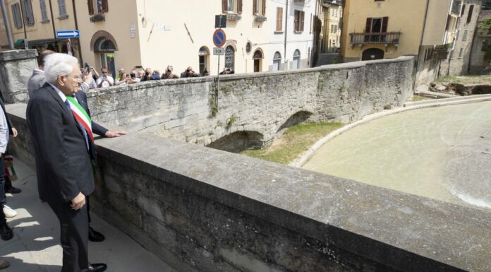 Alluvione in Romagna, Mattarella “Territorio ferito, ma ce la farete”
