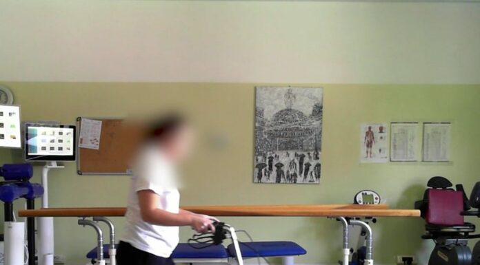 Un neurostimolatore midollare per camminare dopo una lesione spinale