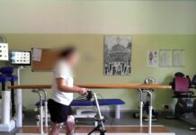 Un neurostimolatore midollare per camminare dopo una lesione spinale