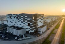 Inaugurata in Francia prima gigafactory Stellantis per batterie Acc