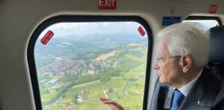 Mattarella visita le zone colpite dall’alluvione: “Ce la farete”
